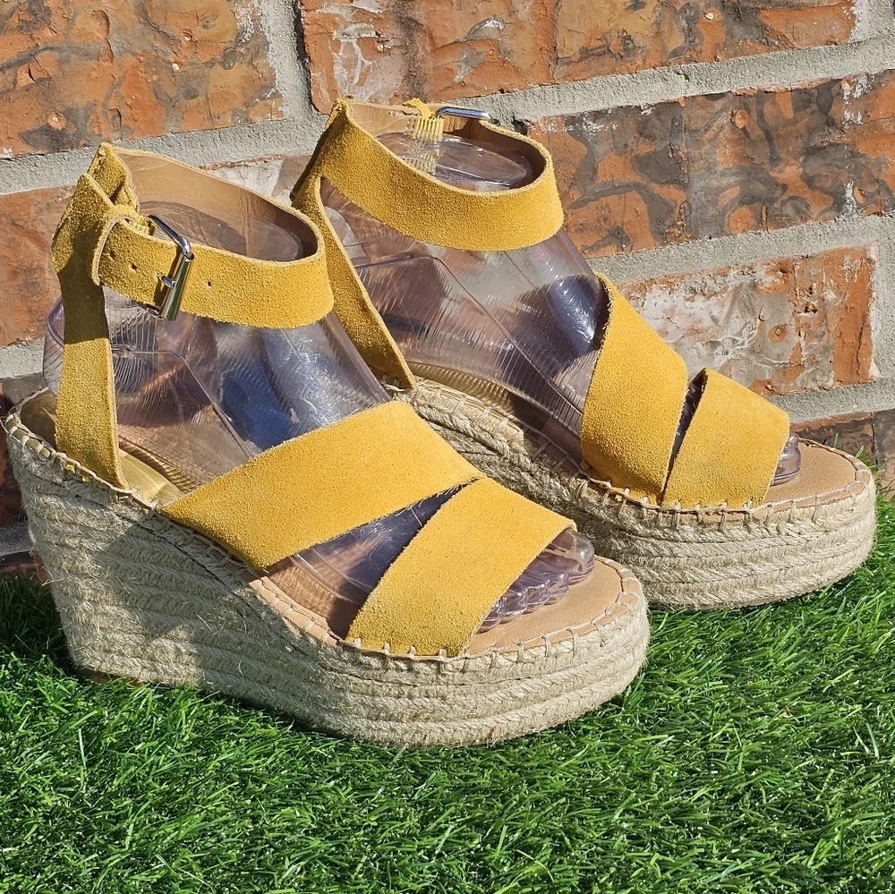 Dolce Vita Shayla Espadrille Wedge Sandal, Women's Size 7.55